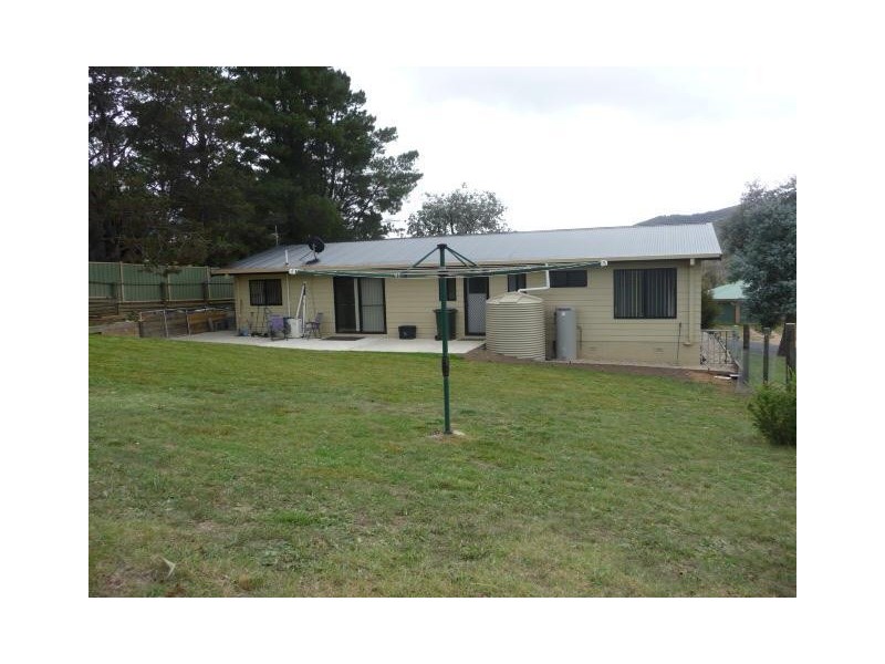 17 Banksia Avenue, Kalkite NSW 2627