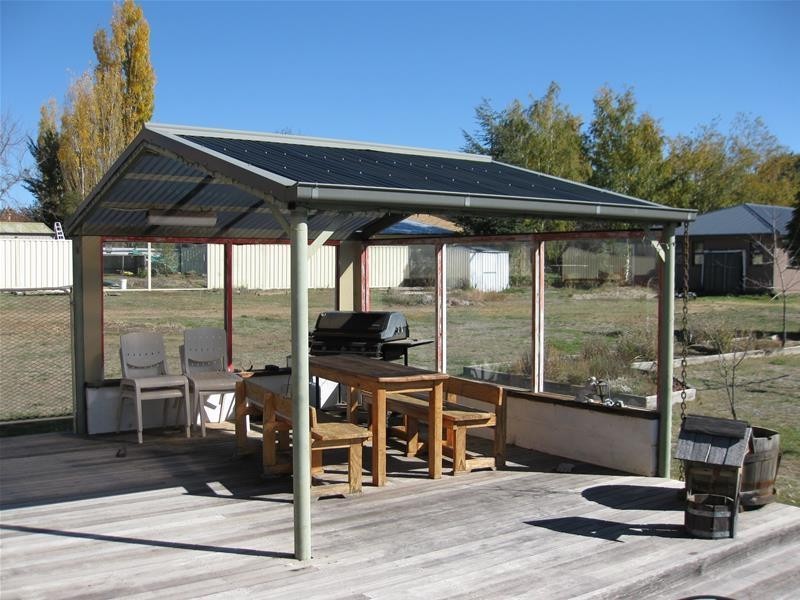 14 Bent Street, Berridale NSW 2628