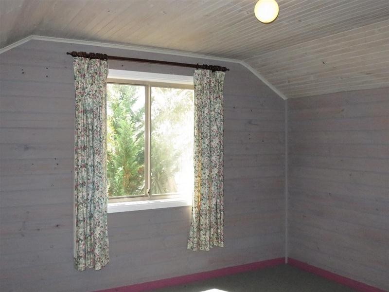 10 Larnook Close, East Jindabyne NSW 2627