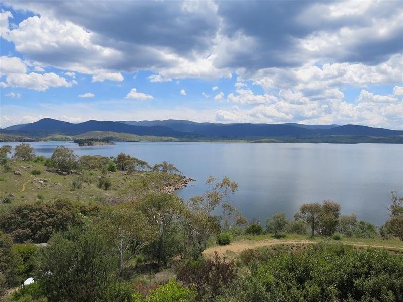 10 Larnook Close, East Jindabyne NSW 2627