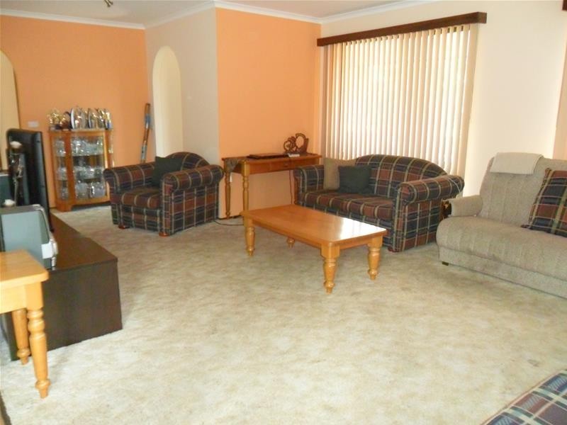 11 Gippsland Street, Jindabyne NSW 2627