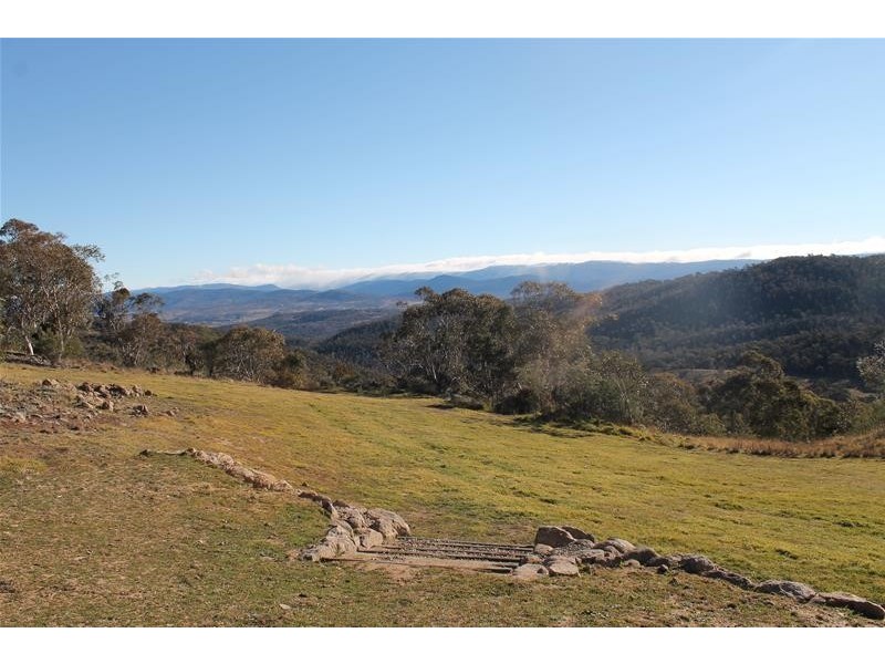 80 Castle Lane, East Jindabyne NSW 2627