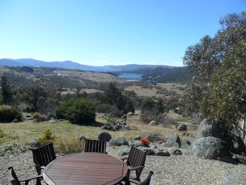 14 Lakewood Drive, Jindabyne NSW 2627