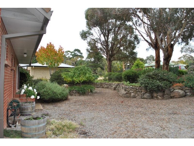 3 Banksia Avenue, Kalkite NSW 2627