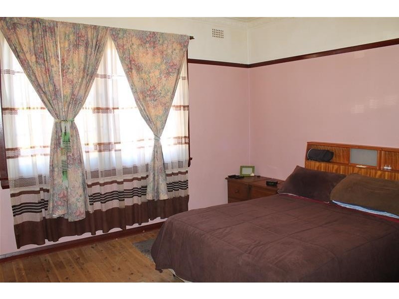 6 Mary Street, Berridale NSW 2628