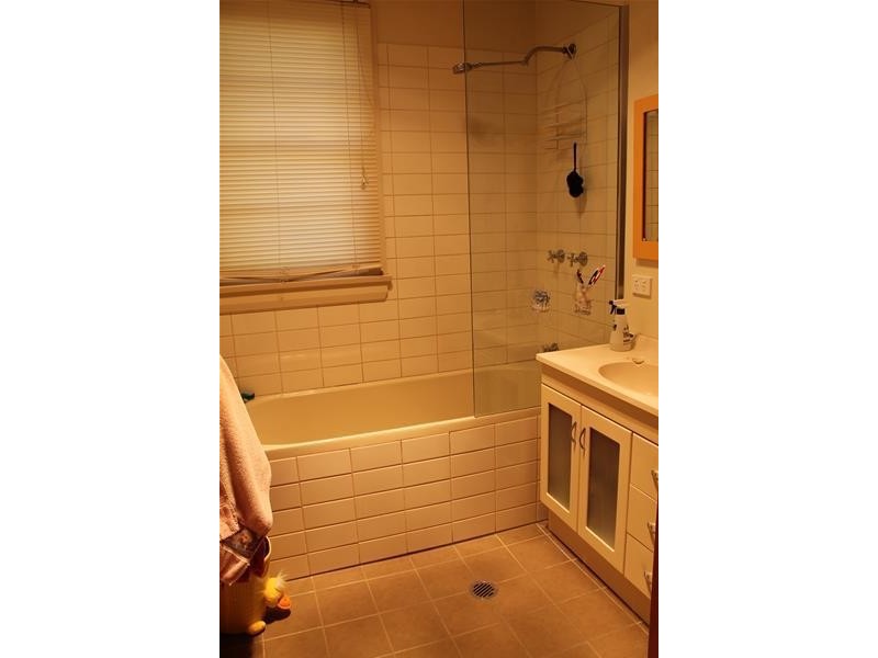 6 Mary Street, Berridale NSW 2628