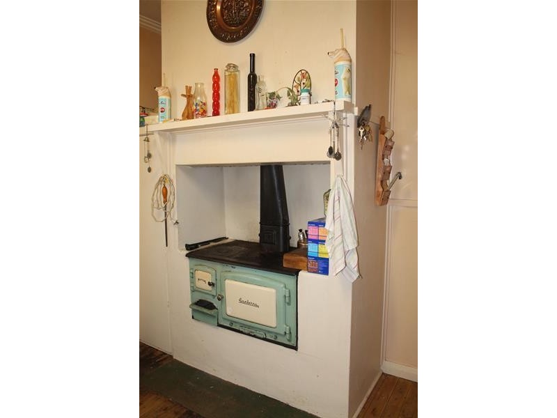 6 Mary Street, Berridale NSW 2628