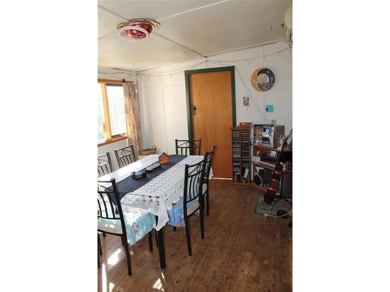 6 Mary Street, Berridale NSW 2628