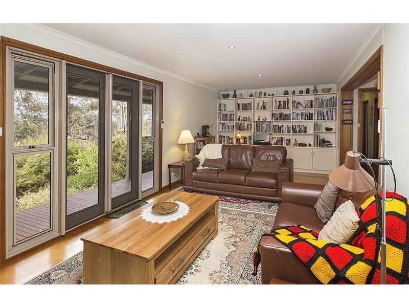 75 Old School Road, Jindabyne NSW 2627