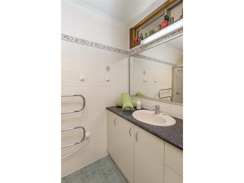 75 Old School Road, Jindabyne NSW 2627