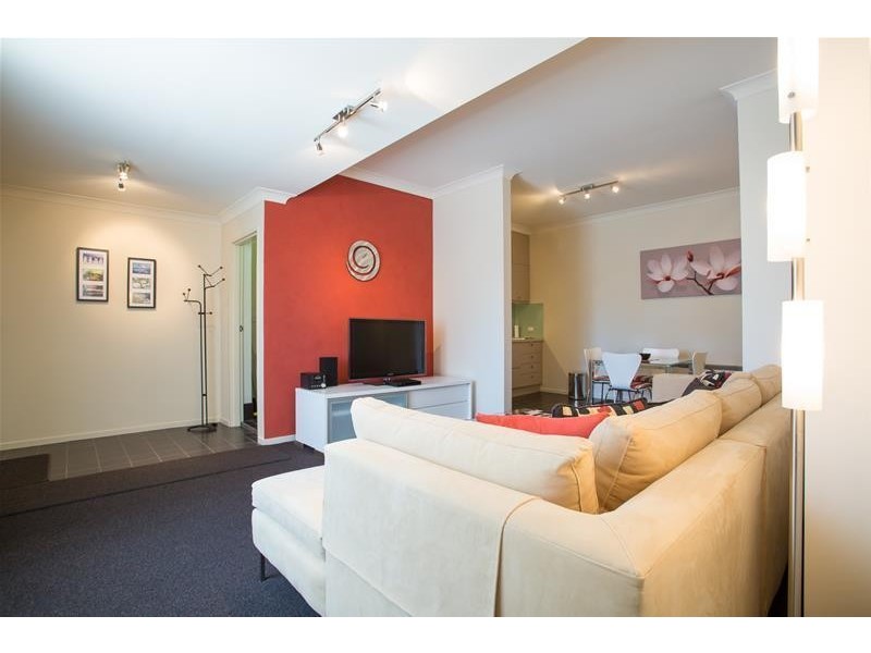 2/35 Clyde Street, Jindabyne NSW 2627