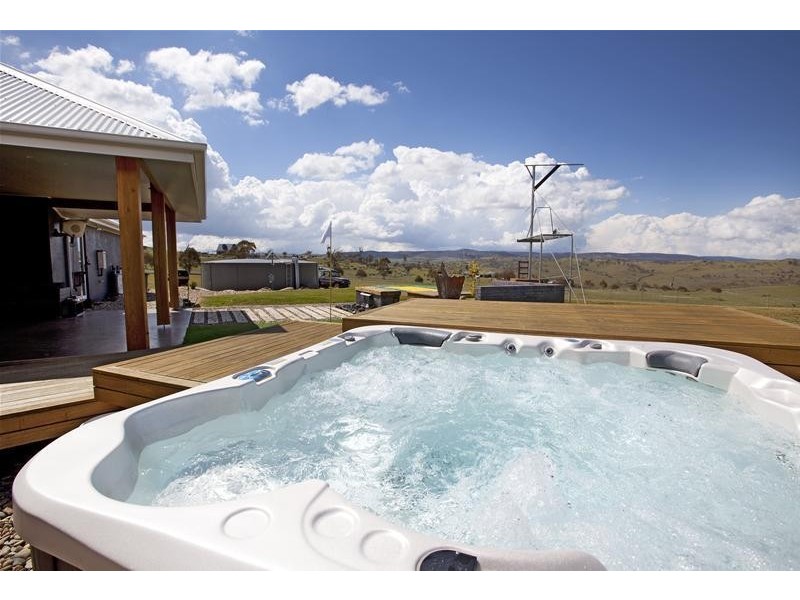 5 Mowamba Way, Jindabyne NSW 2627