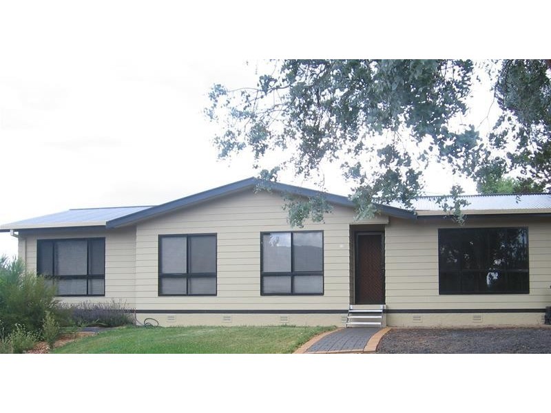 17 Banksia Avenue, Kalkite NSW 2627