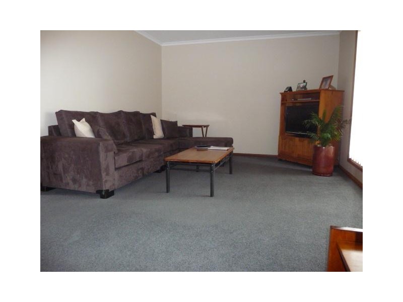 17 Banksia Avenue, Kalkite NSW 2627