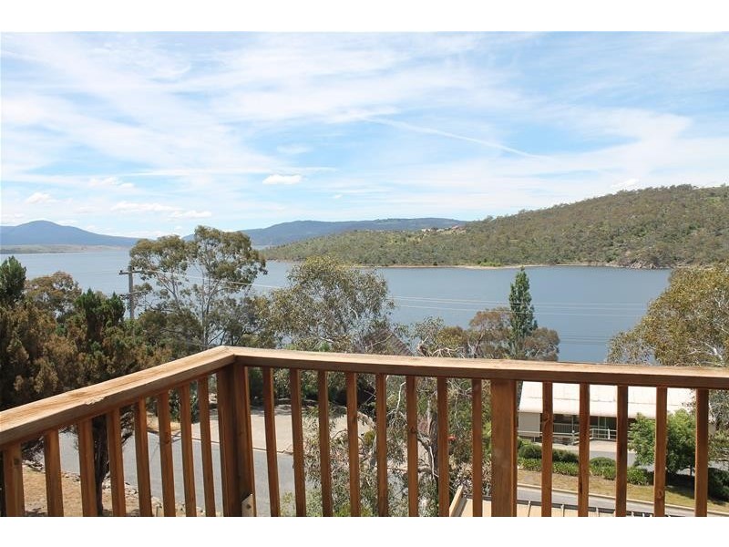 2/14 Townsend Street, Jindabyne NSW 2627