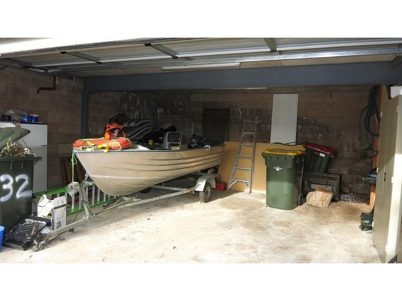 32 Rushes Bay Avenue, East Jindabyne NSW 2627