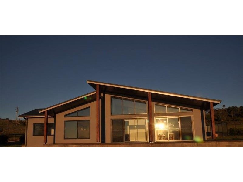 3 Hatchery Bay Road, Jindabyne NSW 2627