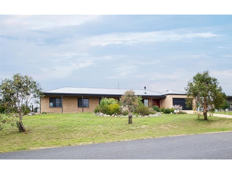 19 Geehi Circuit, Jindabyne NSW 2627