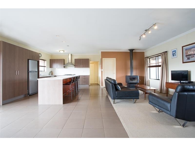 19 Geehi Circuit, Jindabyne NSW 2627