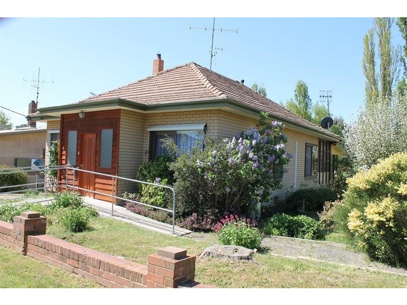 31 Myack  Street, Berridale NSW 2628