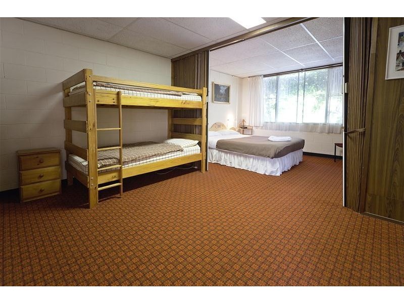 8 Camira Avenue, East Jindabyne NSW 2627