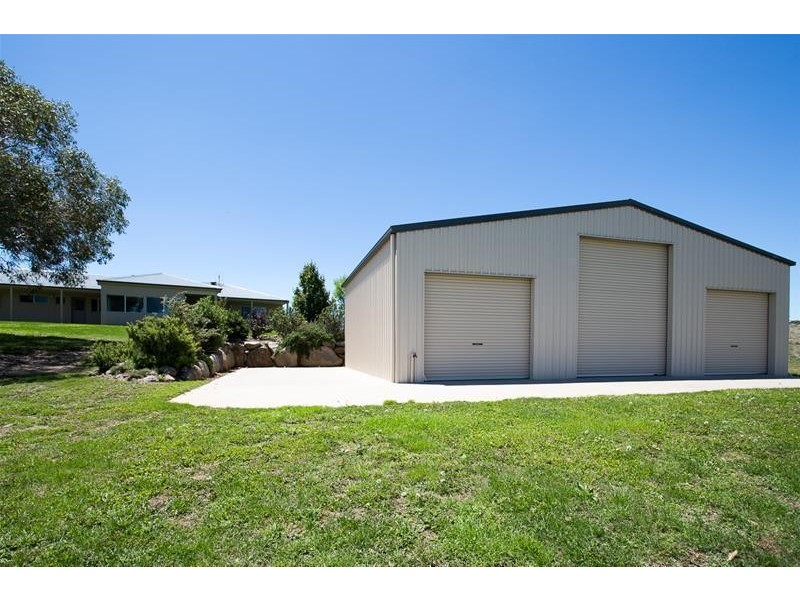 18 Geehi Circuit, Jindabyne NSW 2627