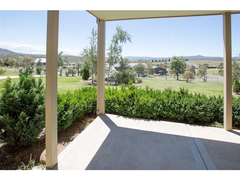 18 Geehi Circuit, Jindabyne NSW 2627