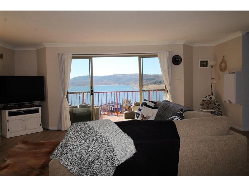 2/8 Adams Avenue, Jindabyne NSW 2627