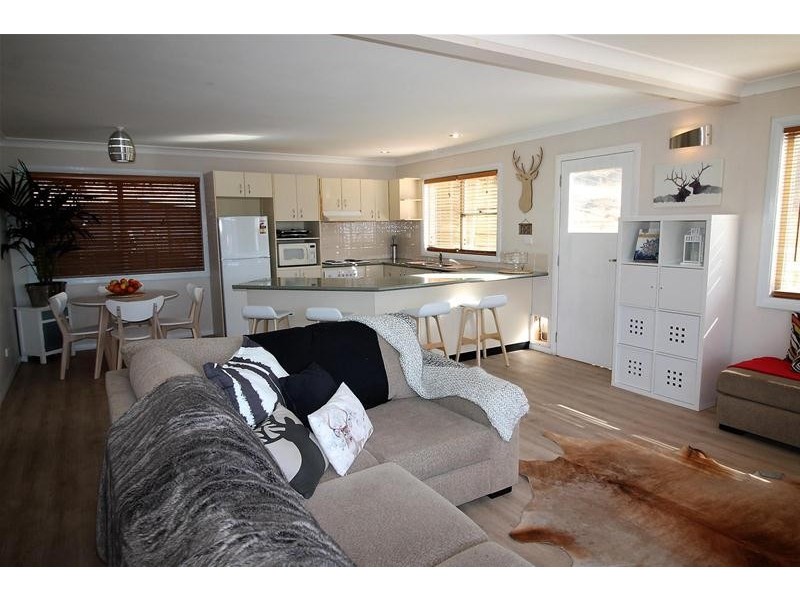 2/8 Adams Avenue, Jindabyne NSW 2627