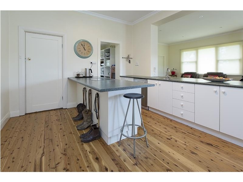 7707 Snowy River Way, Jindabyne NSW 2627