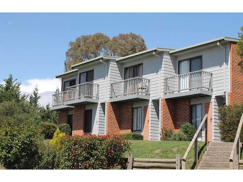 2/6 Kirwan Close, Jindabyne NSW 2627