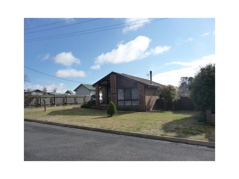 3 Poplar Street, Berridale NSW 2628