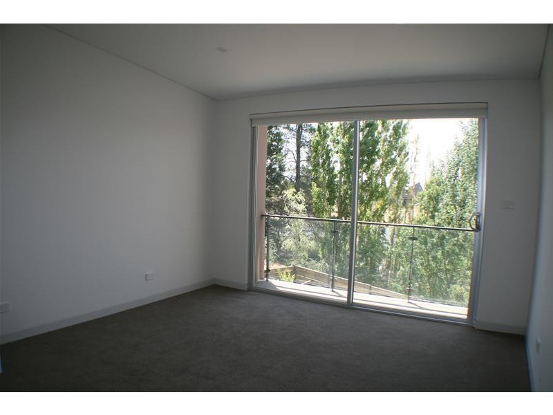 3/2 Cobbon Crescent, Jindabyne NSW 2627