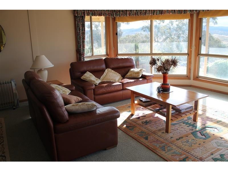 14 Lakewood Drive, Jindabyne NSW 2627