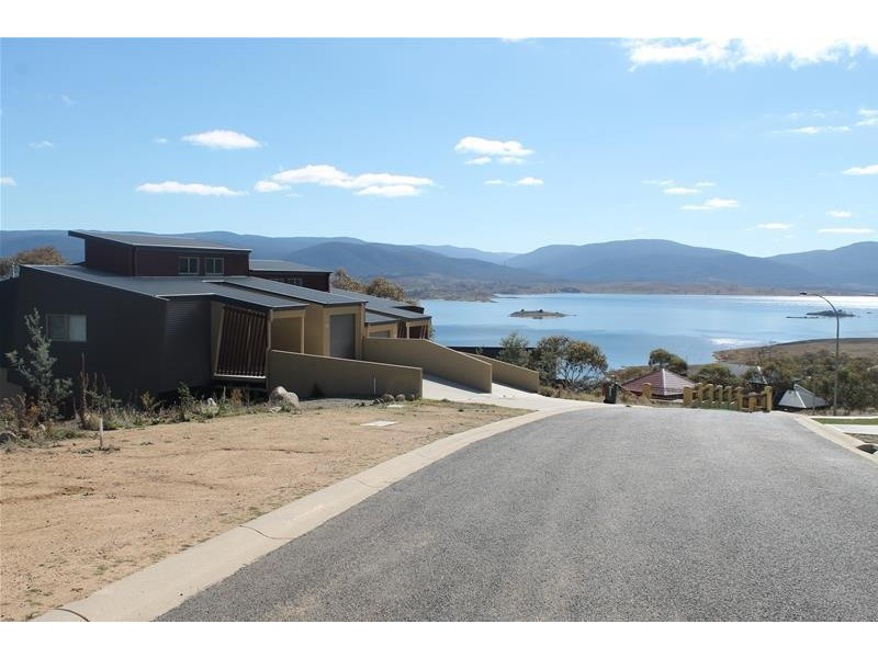 74 Kunama Drive, East Jindabyne NSW 2627