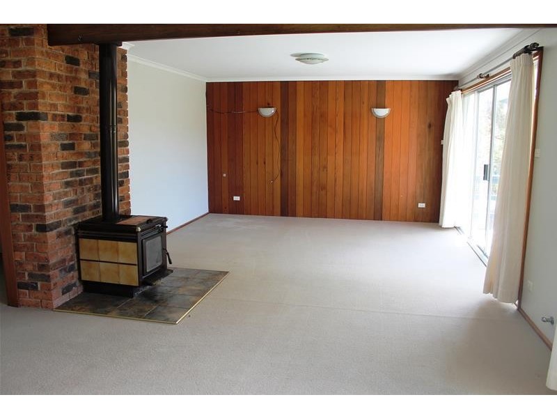 18 Jerrara Drive, East Jindabyne NSW 2627