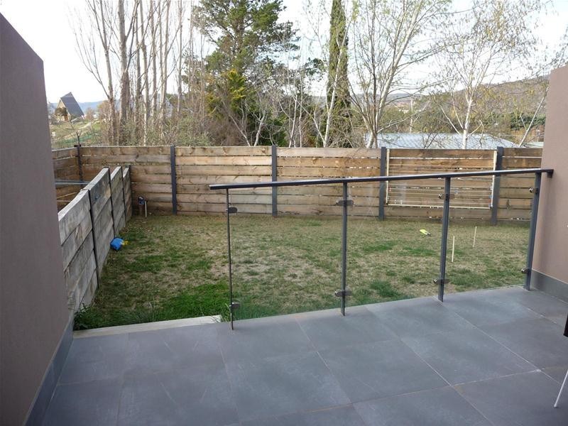 4/2 Cobbon Crescent, Jindabyne NSW 2627