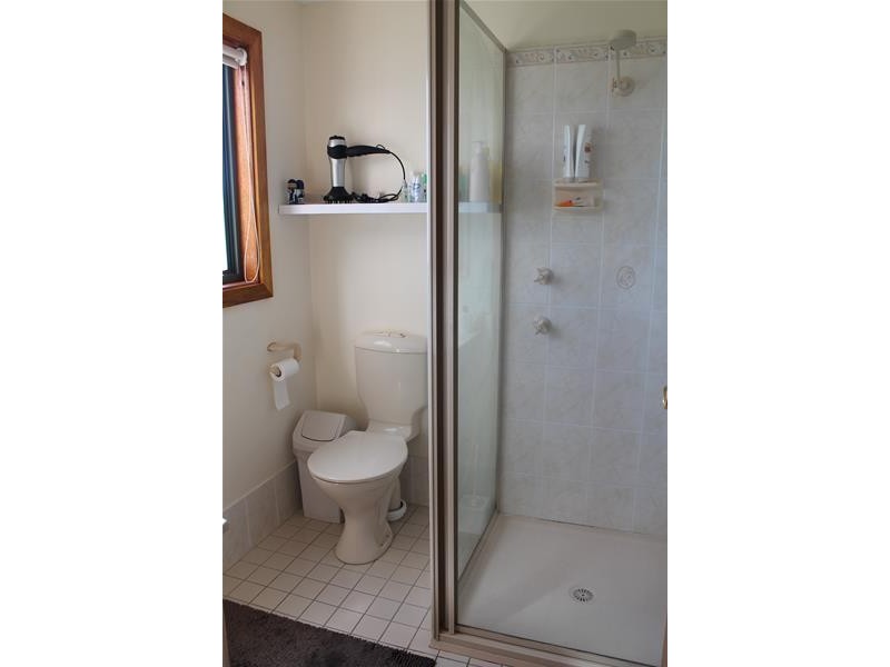 6 Adams Avenue, East Jindabyne NSW 2627