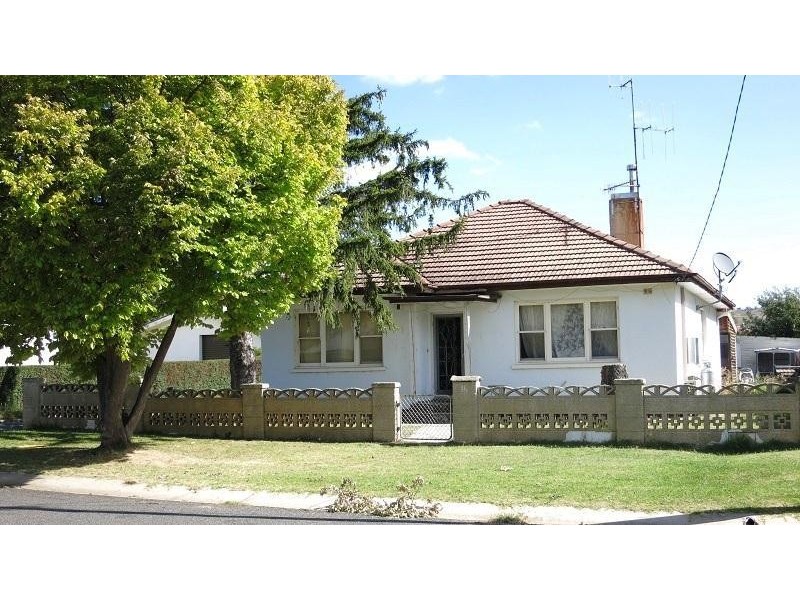 16 Oliver Street, Berridale NSW 2628