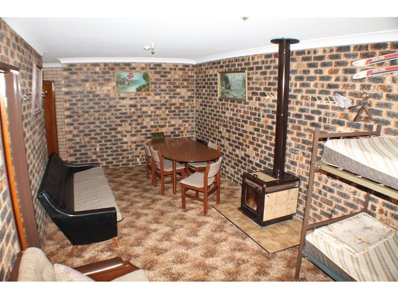 4 Poplar Street, Berridale NSW 2628