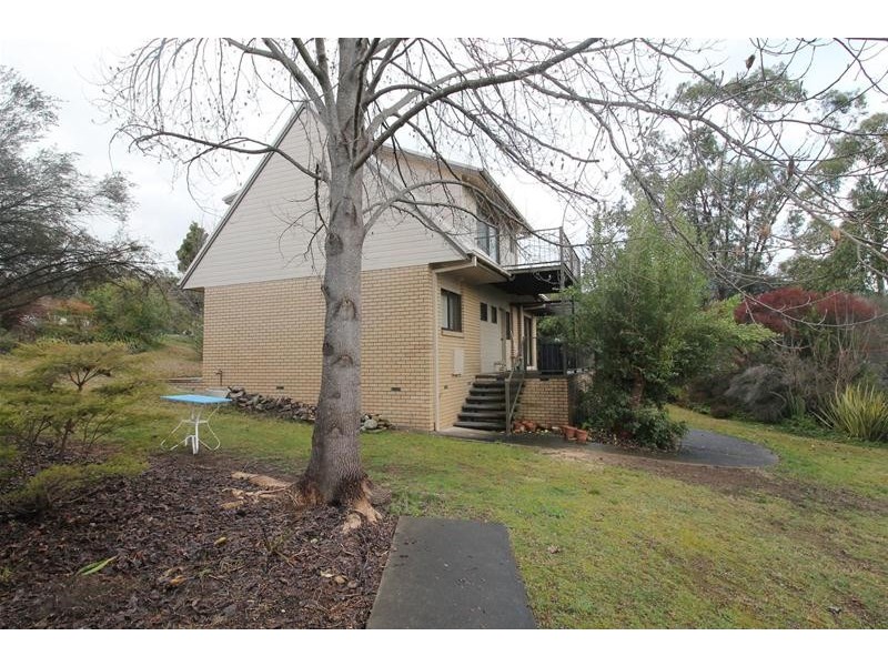 14 Whitehead Street, Khancoban NSW 2642