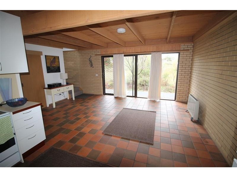 14 Whitehead Street, Khancoban NSW 2642