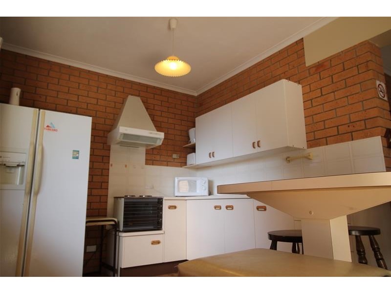 12 Rushes Bay Avenue, East Jindabyne NSW 2627