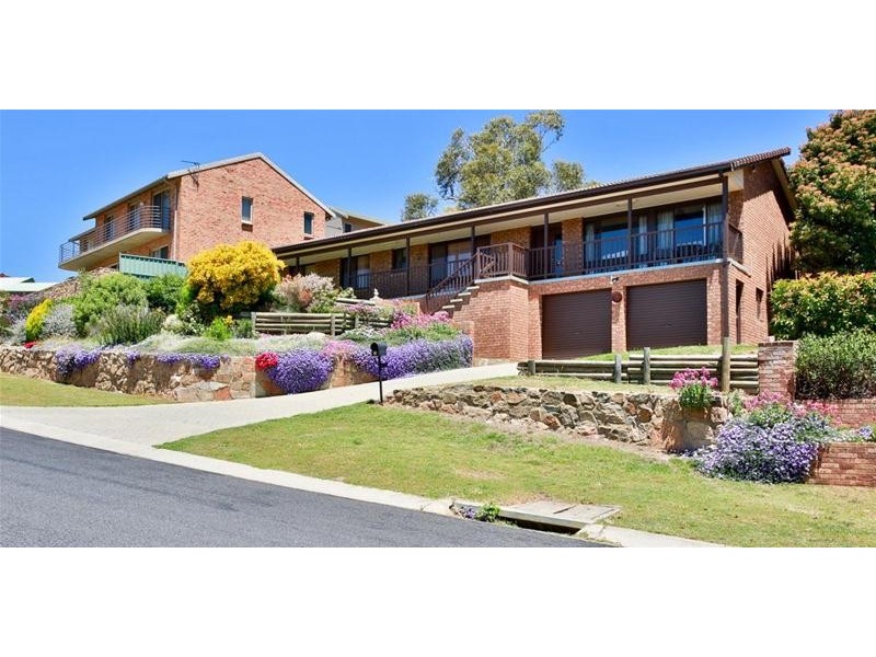 17 Candlebark Circuit, Jindabyne NSW 2627