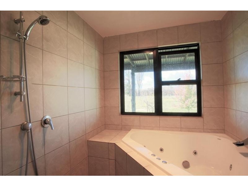 2 Southern Cross Drive, Berridale NSW 2628