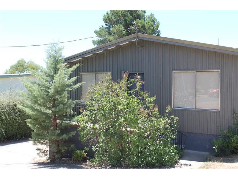 2/13 Ingebyra Street, Jindabyne NSW 2627