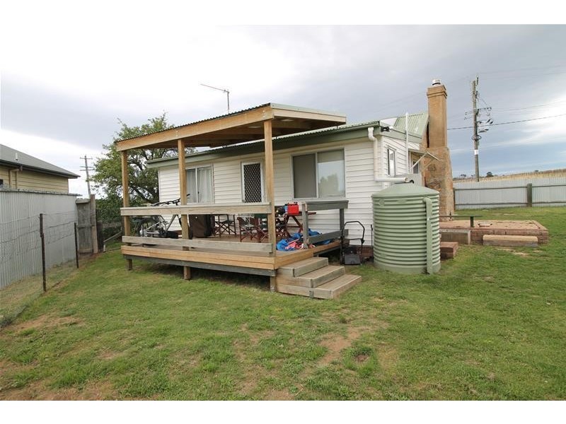 4 Boundary Street, Berridale NSW 2628