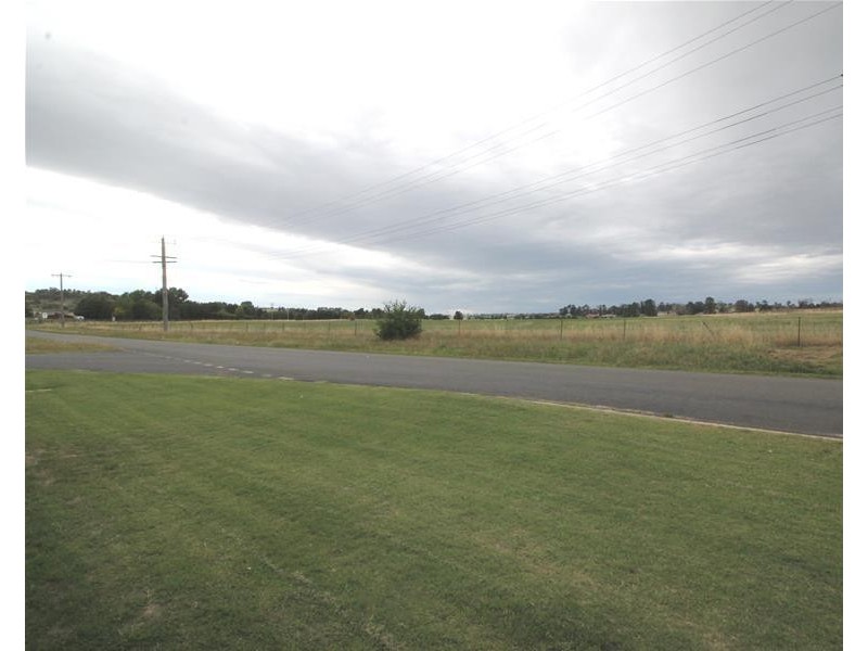 4 Boundary Street, Berridale NSW 2628
