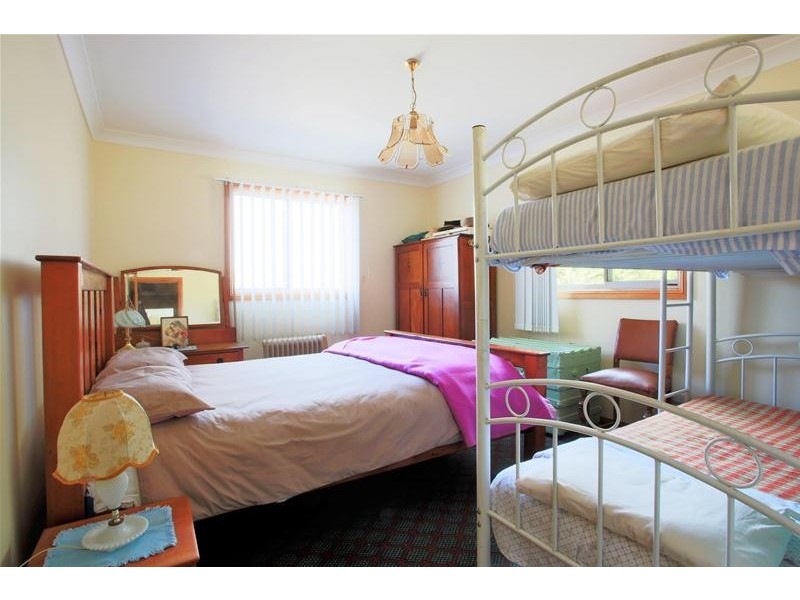 6 Boundary Street, Berridale NSW 2628