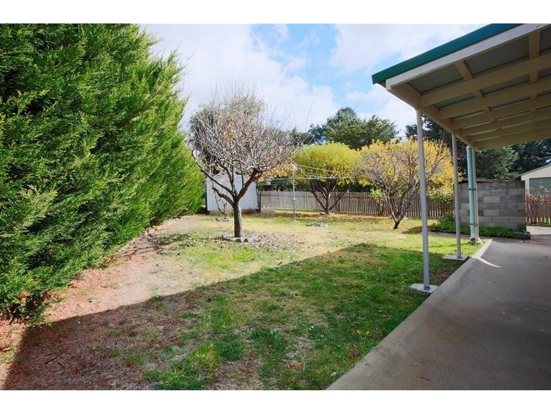6 Boundary Street, Berridale NSW 2628